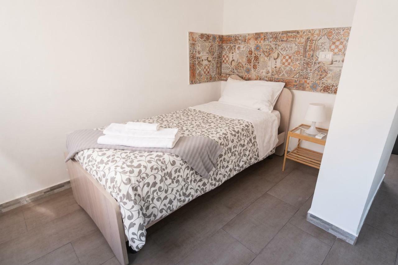 Al Qatta Bed & Breakfast Canicatti Exterior photo